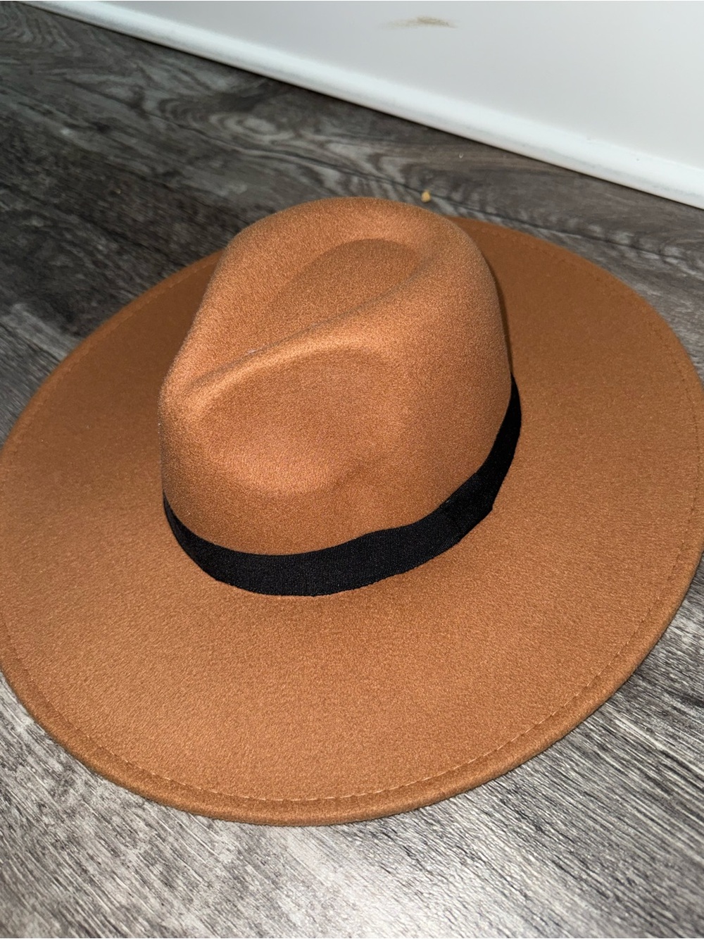NWT • Lulu's Brown Felt Fedora